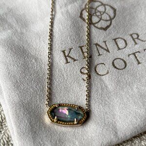 Kendra Scott Elisa Gold Pendant Necklace | Dichroic Stone